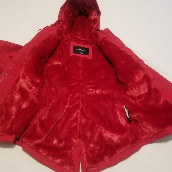 Red jackets faux fur lining girls various sizes - Picture 9 of 15
